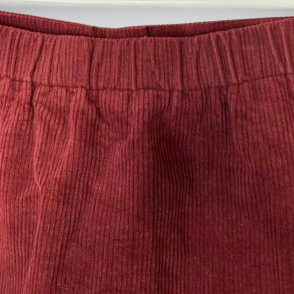 Le Lis Corduroy Mini Skirt Buttons, Pockets and Elastic Waist Size Medium - Picture 5 of 10